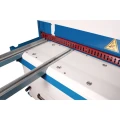 Metallkraft MTBS 1350-30 B - Mechaniczna gilotyna do blachy ze sterowaniem NC