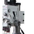 Widok na głowicę wiertarki Optimum DH 40CTP z mechanizmem automatycznego posuwu tulei wrzeciona