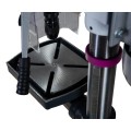 Regulowany stół roboczy i uchwyt wiertarski wiertarki kolumnowej OPTIdrill D 17Pro