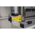 GBP BASIC S 30100 PRASA KRAWĘDZIOWA STEROWANA CNC Z 3 OSIACH (Y1, Y2, X). STEROWANIE CNC - CYBTOUCH 12. KOMPENSACJA UGIĘCIA STOŁU CNC. SZYBKIE MOCOWANIE NARZĘDZI GÓRNYCH.METALLKRAFT