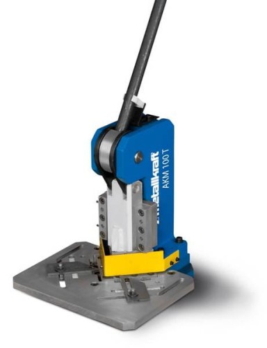 Metallkraft AKM 100 T - ręczna wykrawarka